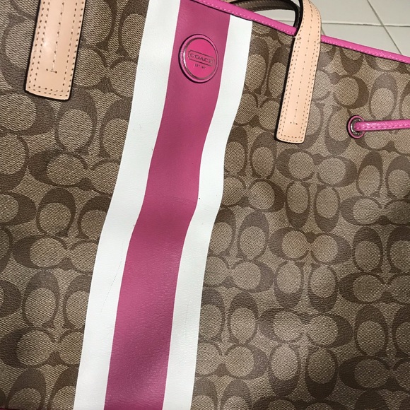 Authentic Coach Purse - Picture 3 of 8